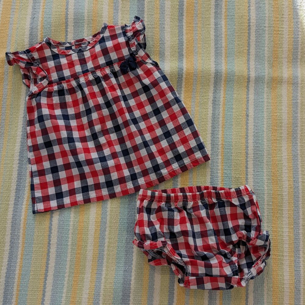 ⭐ Carter's patriotic red/white/blue outfit 12m
